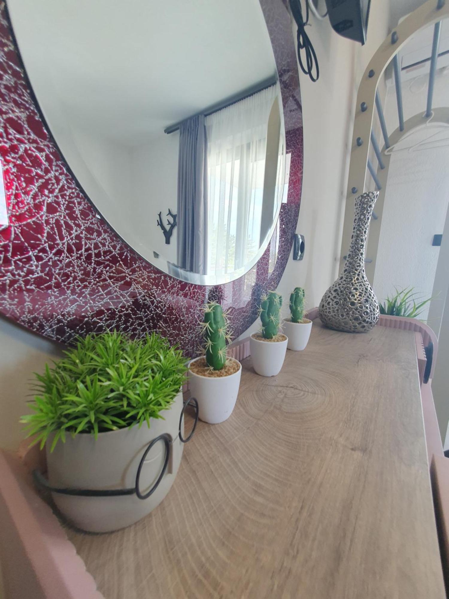 Olea Luxury Suites Asproválta Ngoại thất bức ảnh