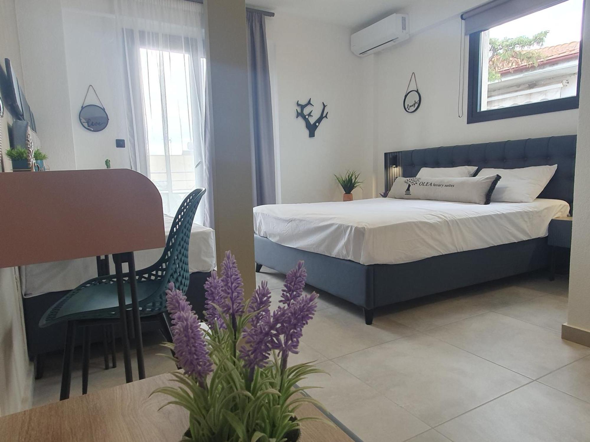 Olea Luxury Suites Asproválta Ngoại thất bức ảnh