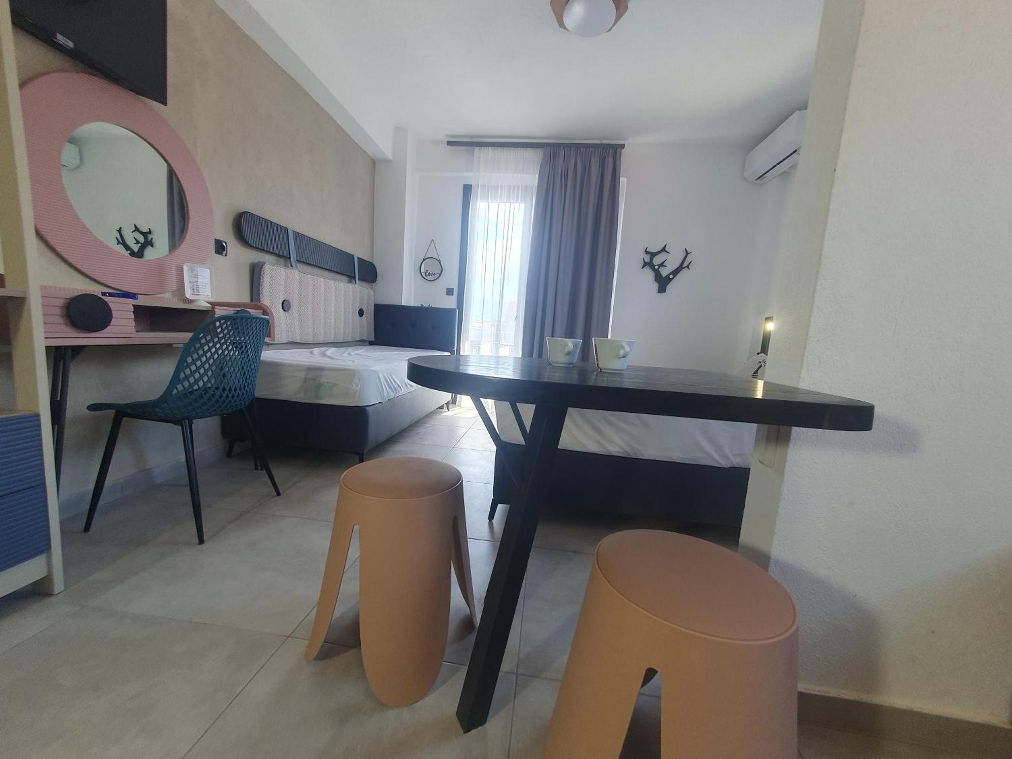 Olea Luxury Suites Asproválta Ngoại thất bức ảnh